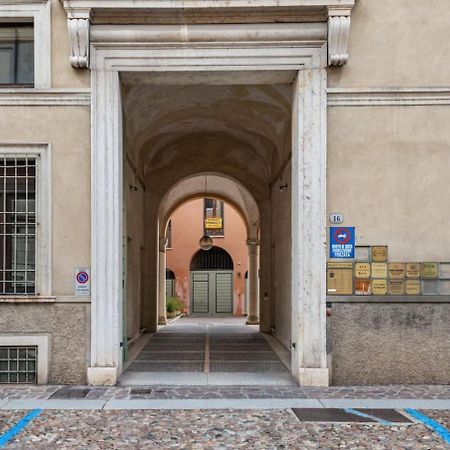 Residenza Palazzo Petrozzani Apartment Mantova Exterior foto
