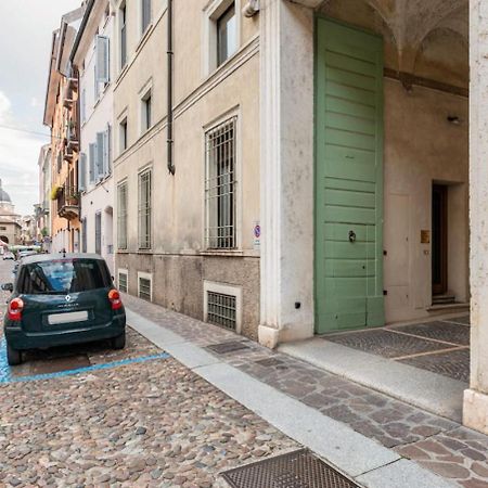 Residenza Palazzo Petrozzani Apartment Mantova Exterior foto